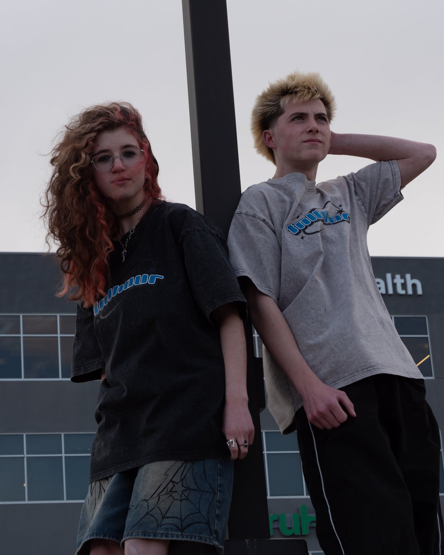 CONSTELLATIONS TEE GRAY